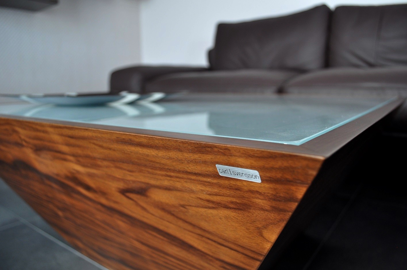 DESIGN COUCHTISCH Carl Svensson Pyramide MV3 Walnuss DESIGN COUCHTISCH Carl Svensson Pyramide MV3 Walnuss